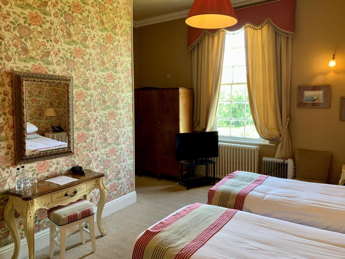 Grafton Manor Hotel Bromsgrove Bagian luar foto